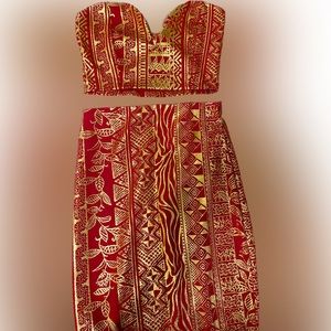Red and gold 2 piece set. Medium
